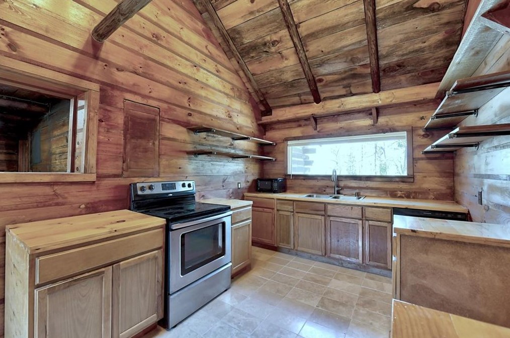 3948 Lehigh Blvd, Decatur GA  30034-5814 exterior