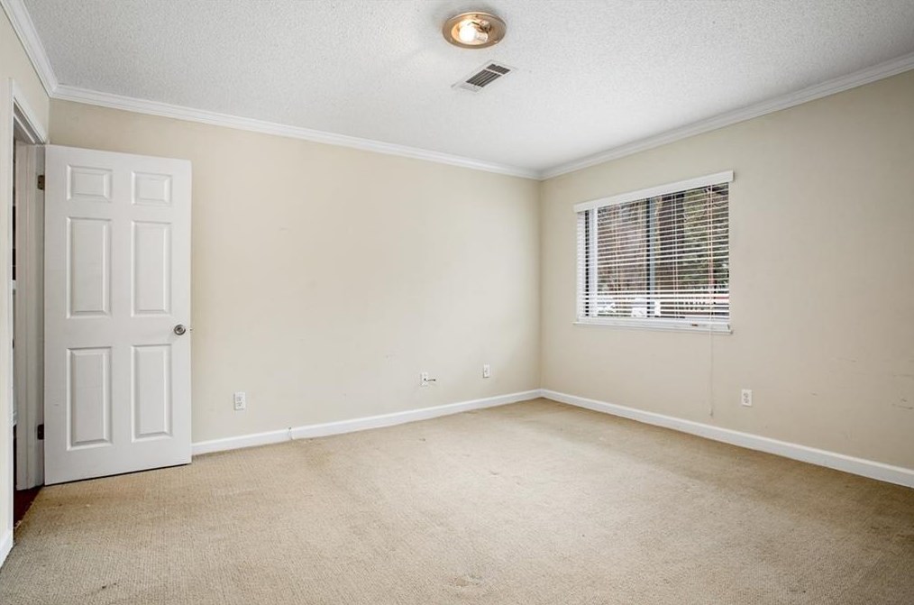 1101 Wingate Way, Atlanta GA  30350-4965 exterior