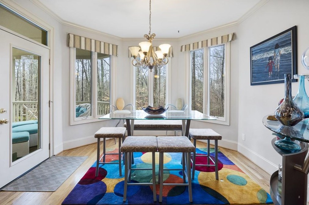 1325 Smt Rd, Alpharetta GA 30004-3528 exterior