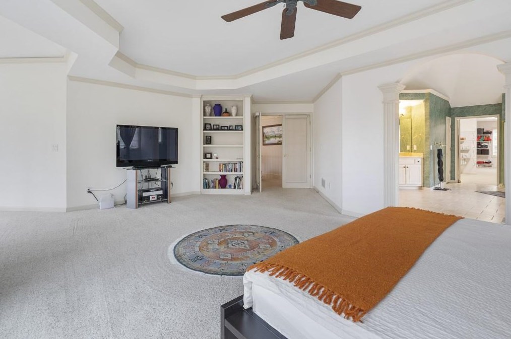 1325 Smt Rd, Alpharetta GA 30004-3528 exterior