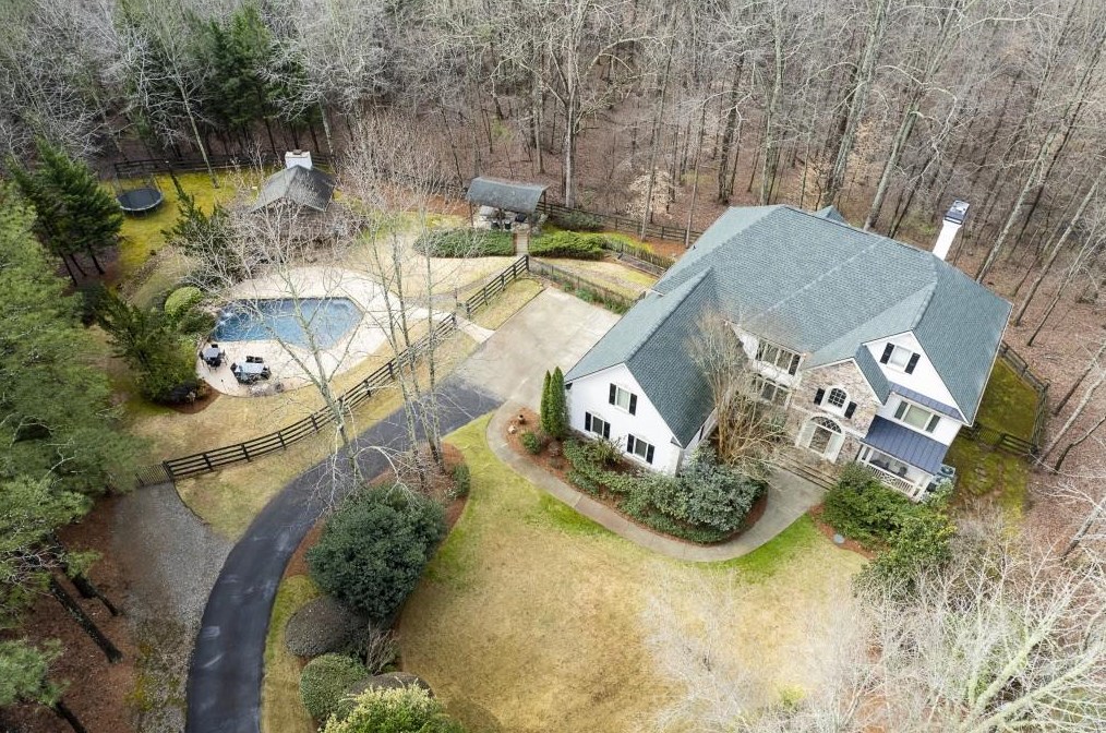 1325 Smt Rd, Alpharetta GA 30004-3528 exterior