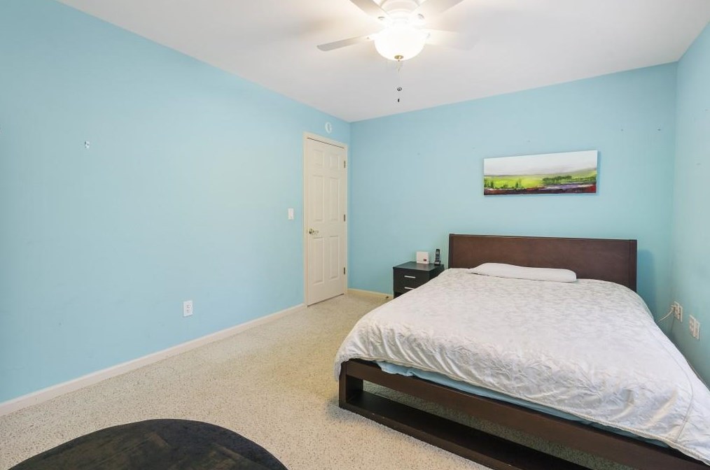 1325 Smt Rd, Alpharetta GA 30004-3528 exterior