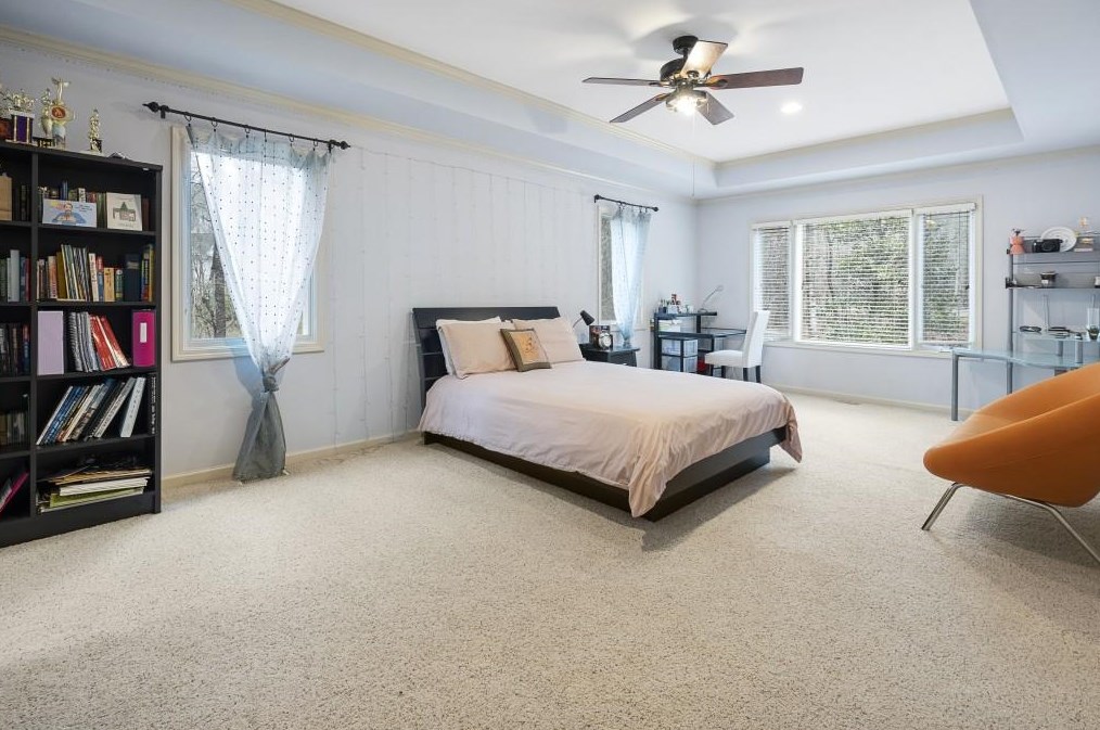 1325 Smt Rd, Alpharetta GA 30004-3528 exterior