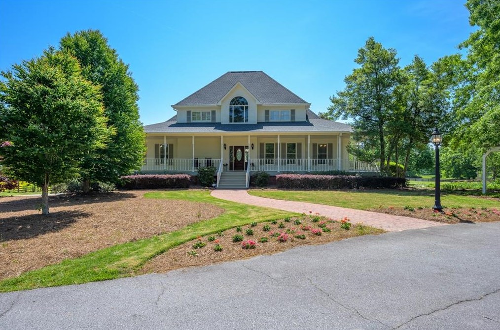 1141 Lake Rd, Hiram, GA 30141