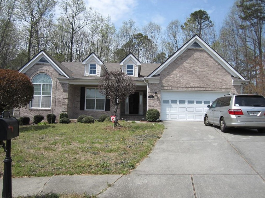 1917 Prospect View Dr, Lawrenceville GA  30043-8381 exterior