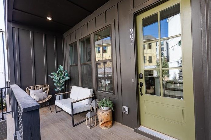 921 Spencer Ave, Atlanta, GA 30318-2701