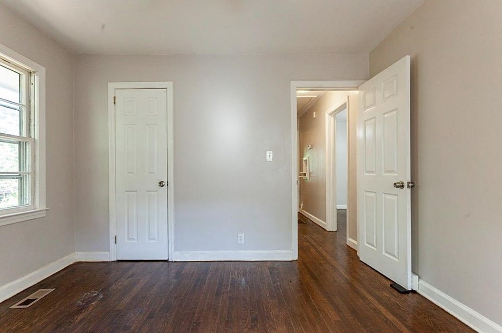 2854 Mitchell Dr, Decatur GA  30032-4232 exterior