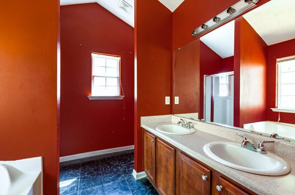 4945 Wexford Trl, Atlanta GA  30349-2478 exterior