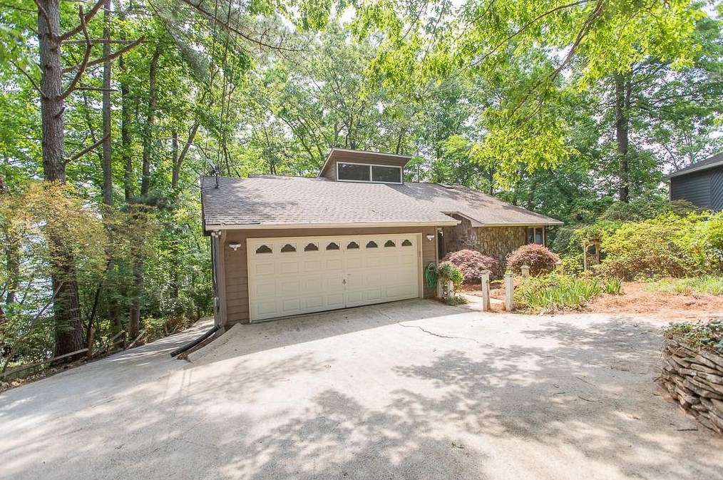 5360 Pine Cir, Cumming, GA 30041-8940