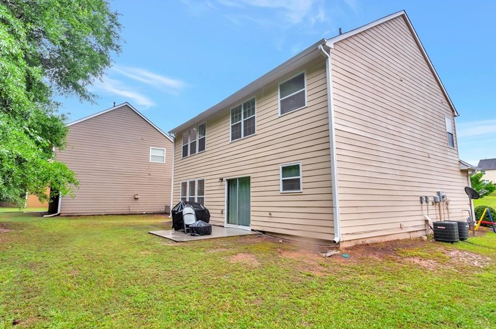3651 Up Park Dr, Atlanta GA  30349-8735 exterior