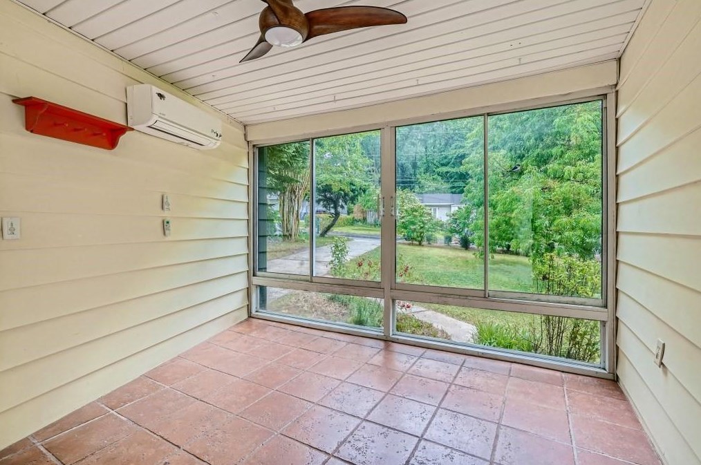 1131 Forrest Blvd, Decatur GA 30030-4737 exterior