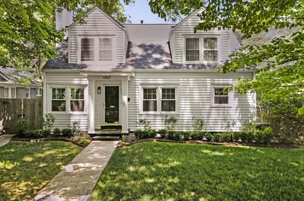 1867 Walker Ave, Atlanta, GA 30337-1323