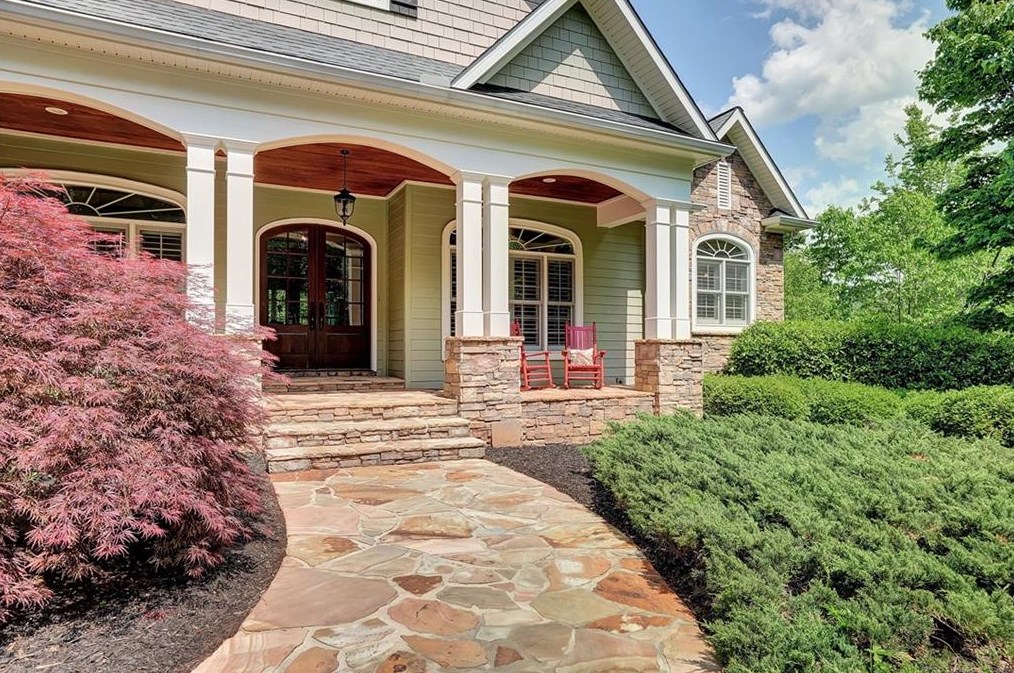 175 Raspberry Ln, Clarkesville, GA 30523