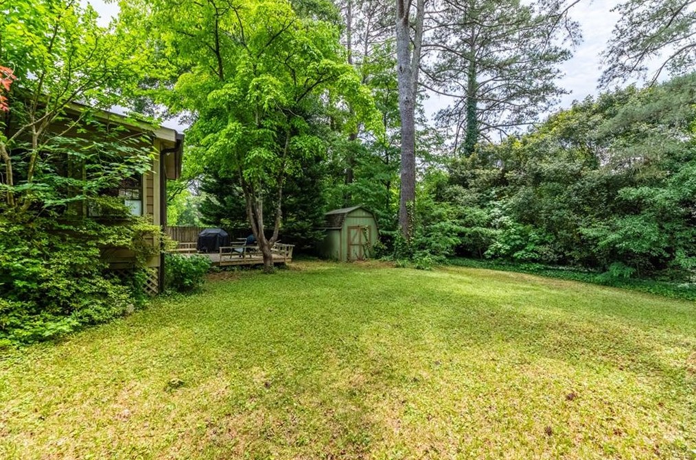 2036 Glenroy Dr, Smyrna GA  30080-2516 exterior