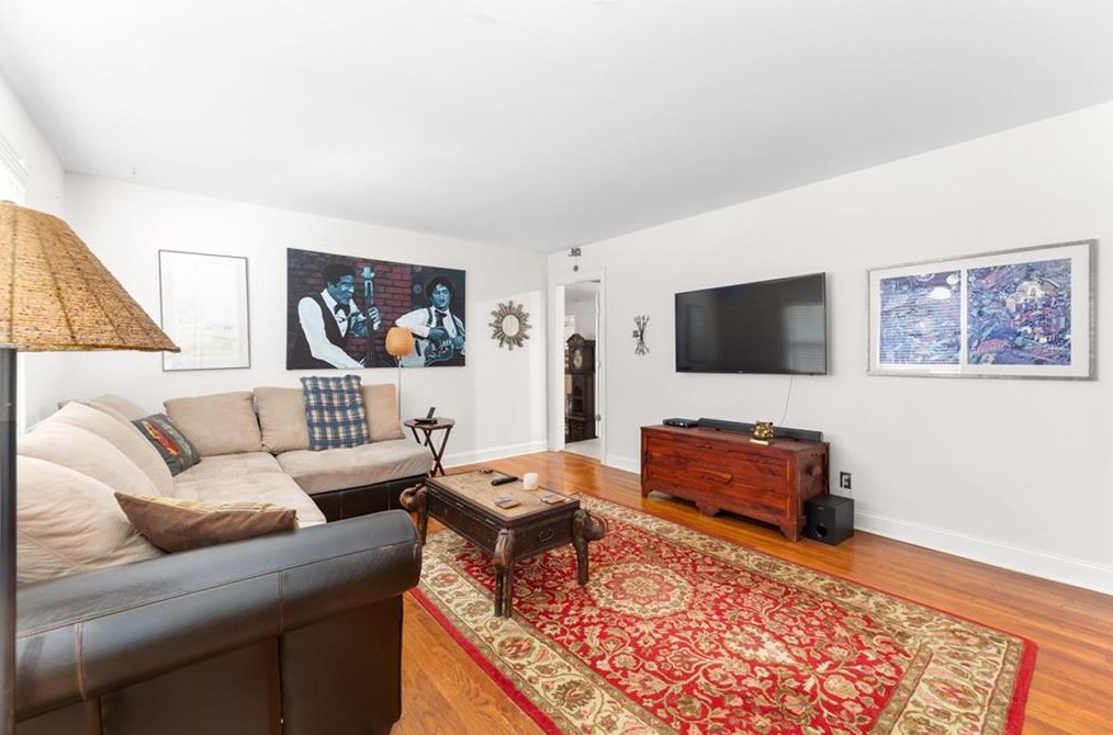 2036 Glenroy Dr, Smyrna GA  30080-2516 exterior