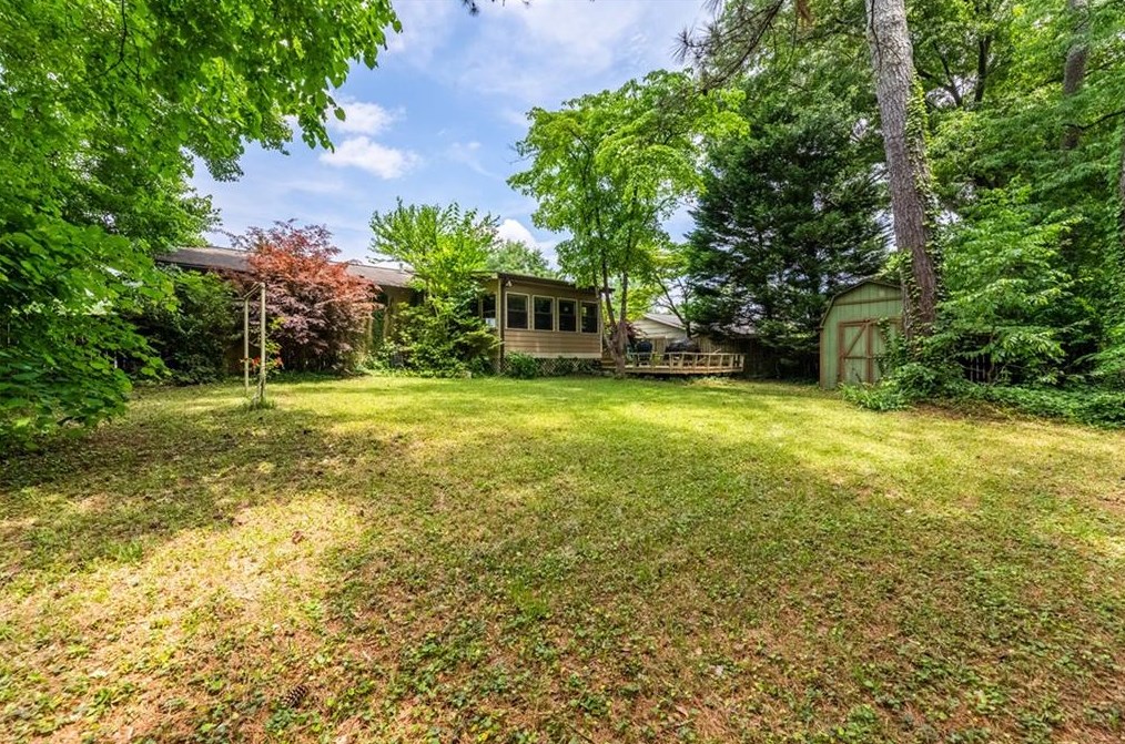 2036 Glenroy Dr, Smyrna GA  30080-2516 exterior