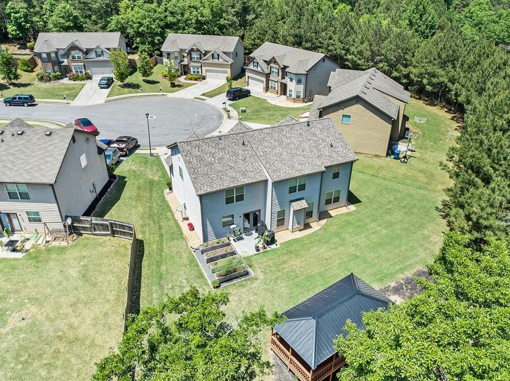 1418 Bramlett Hl Dr, Lawrenceville GA 30045-3769 exterior