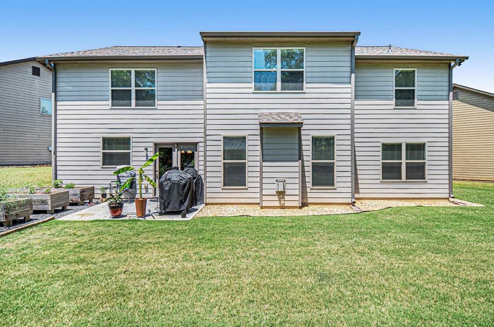 1418 Bramlett Hl Dr, Lawrenceville GA 30045-3769 exterior