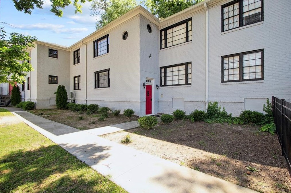 99 Peachtree Memorial Dr, Atlanta GA  30309-1005 exterior