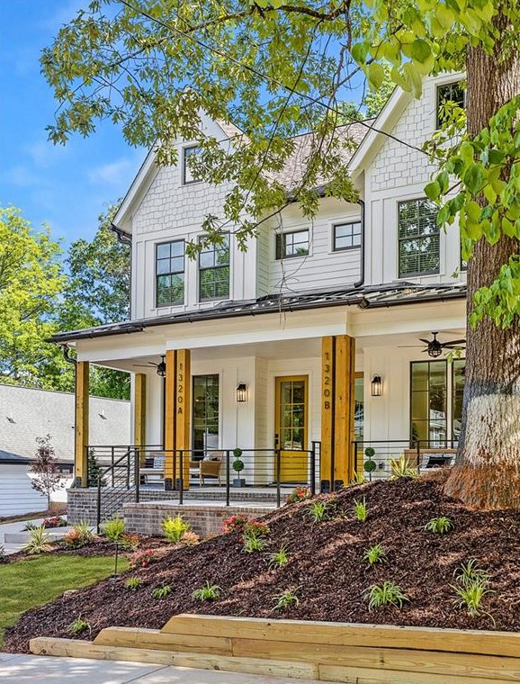 1320 Plaza Ave, Atlanta, GA 30310-3765