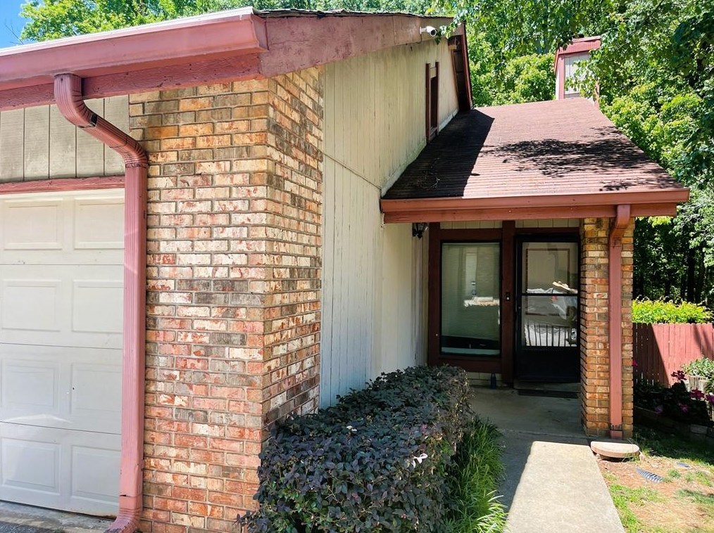 1110 Village St, Stone Mountain, GA 30088