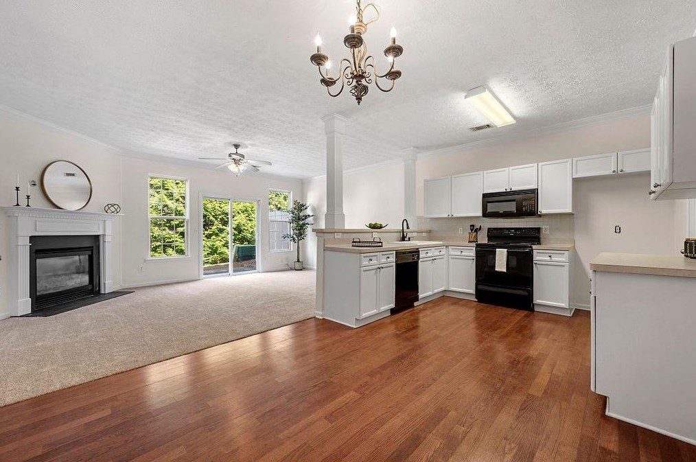 4817 Zephyr Cove Pl, Flowery Branch, GA 30542-6303