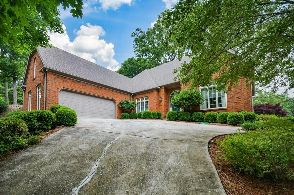 1785 Azalea Springs Trl, Roswell, GA 30075-1865