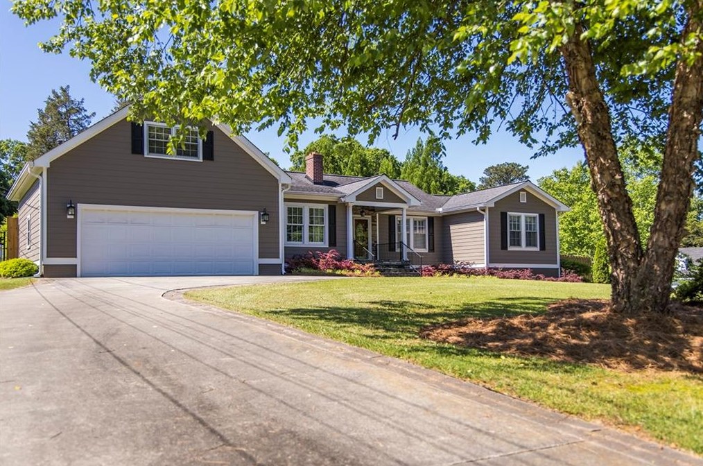 227 Jule Peek Ave, Cedartown, GA 30125-2774