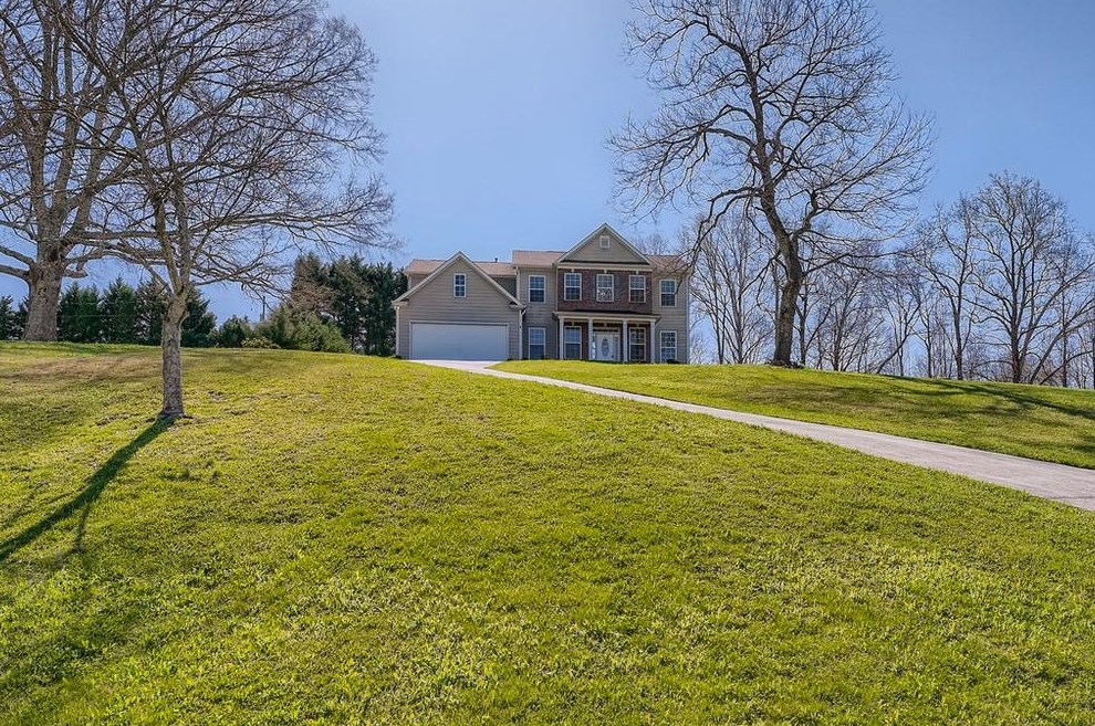 107 Holly Trace Ln, Ball Ground, GA 30107