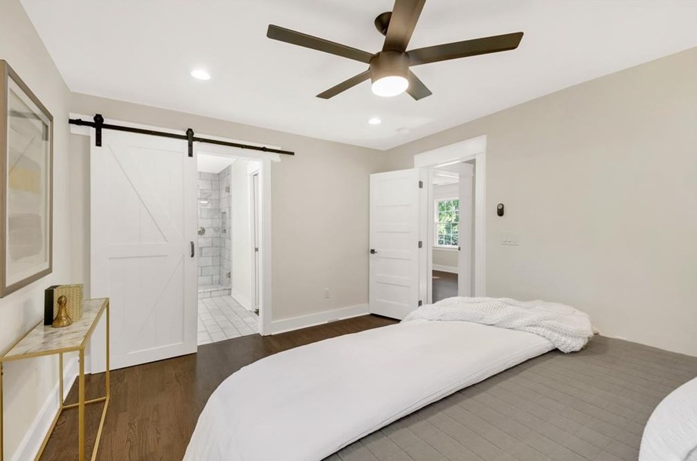 445 Concord Ln, Smyrna GA  30082-3217 exterior