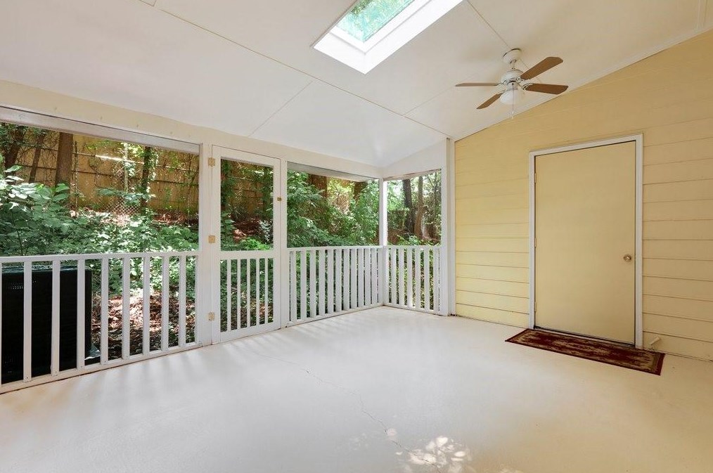6003 Pat Mell Pl, Smyrna GA  30080-1139 exterior