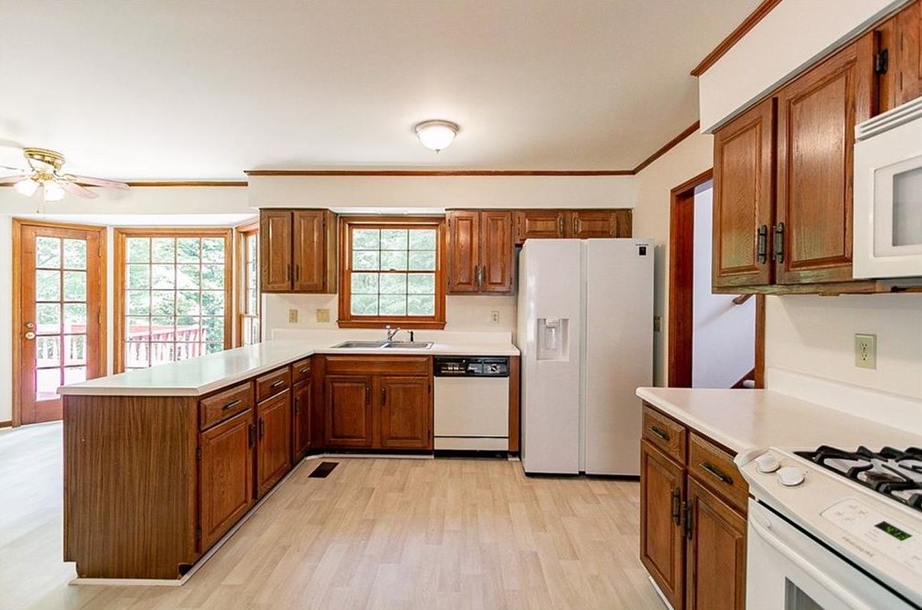 3620 John Carrol Dr, Decatur GA  30034-5600 exterior