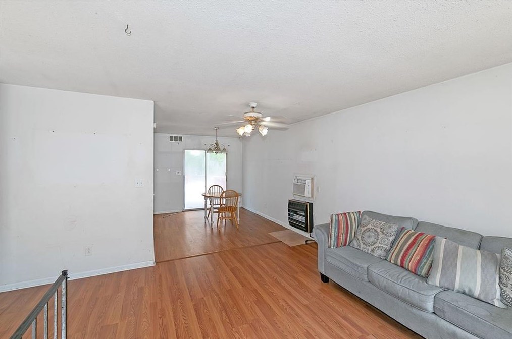 8104 Huntington Dr, Jonesboro, GA 30238-3014