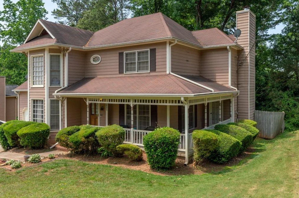 3841 Holy Cross Dr, Decatur, GA 30034-5608