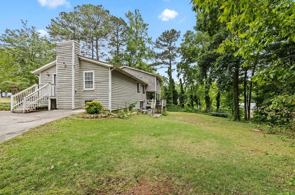 6730 Valley Ct, Douglasville, GA 30135-1643