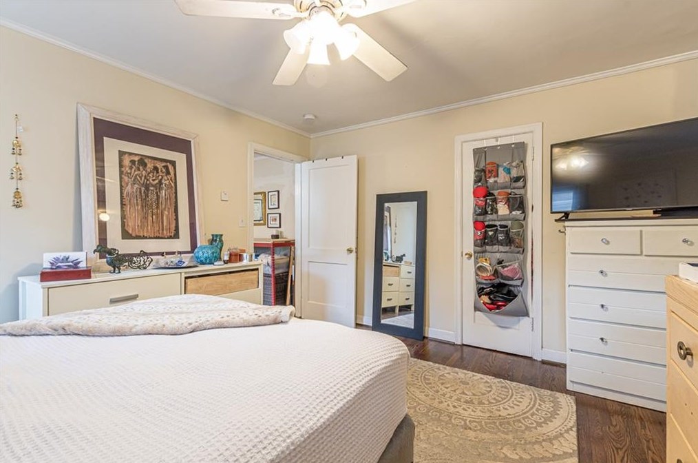 2231 Newnan St, Atlanta GA  30344-2541 exterior