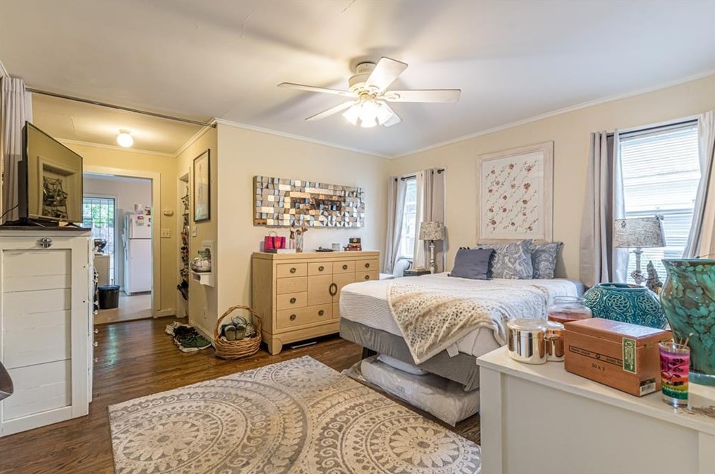 2231 Newnan St, Atlanta GA  30344-2541 exterior