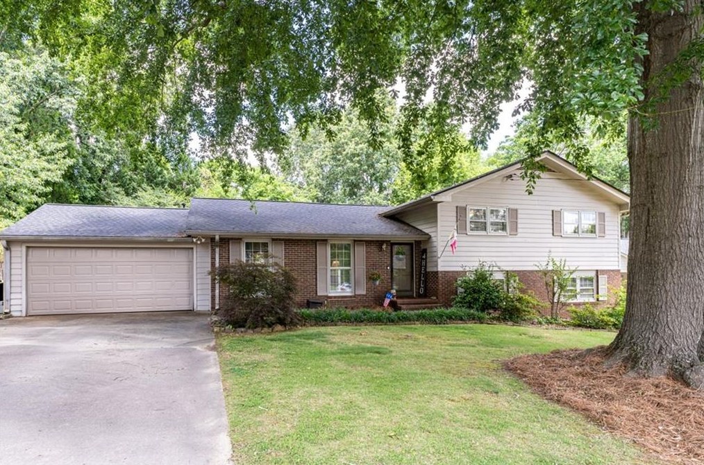 104 Brentwood Dr, Rome, GA 30165-3525