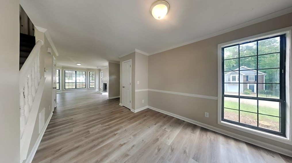 5124 Leland Dr, Stone Mountain, GA 30083-6048
