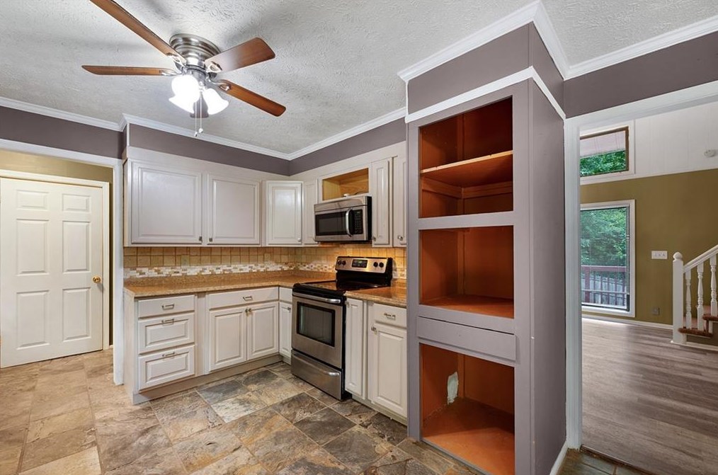 297 Scott Cir, Calhoun GA  30701-7939 exterior