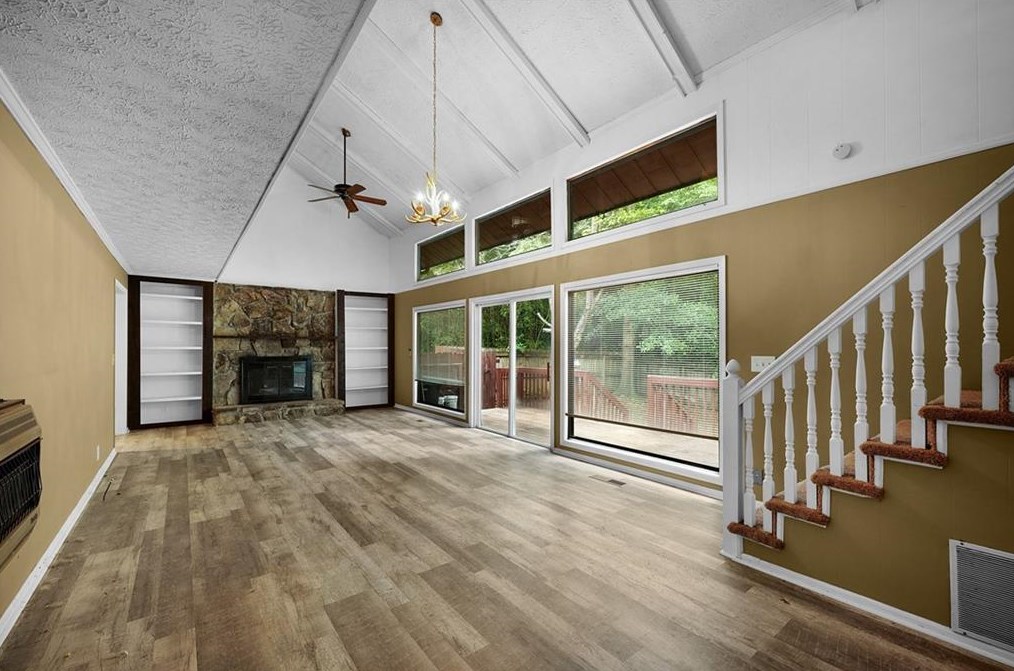 297 Scott Cir, Calhoun GA  30701-7939 exterior