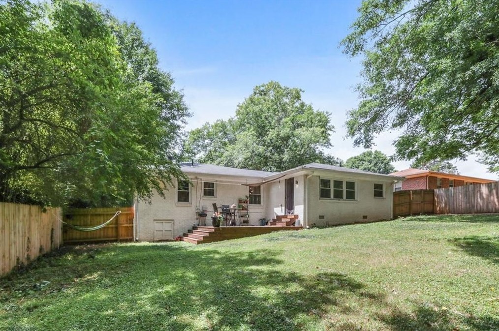 2623 Miriam Ln, Decatur GA  30032-5732 exterior