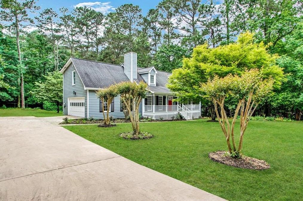 2935 Glynn Mill Ct, Lithonia, GA 30039