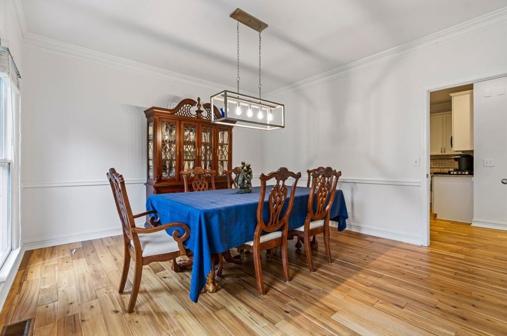 1140 Mayfield Mnr Dr, Alpharetta GA 30009-3196 exterior