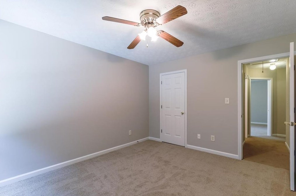 2433 Radcliff Dr, Lawrenceville GA 30043-2002 exterior