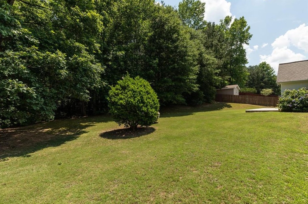 2433 Radcliff Dr, Lawrenceville GA 30043-2002 exterior