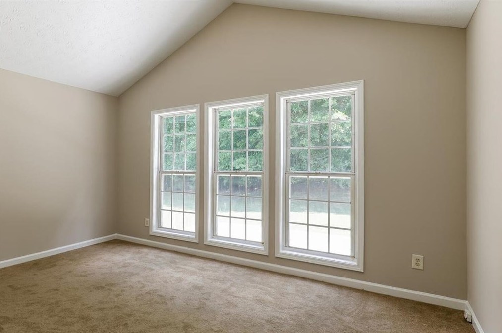 2433 Radcliff Dr, Lawrenceville GA 30043-2002 exterior