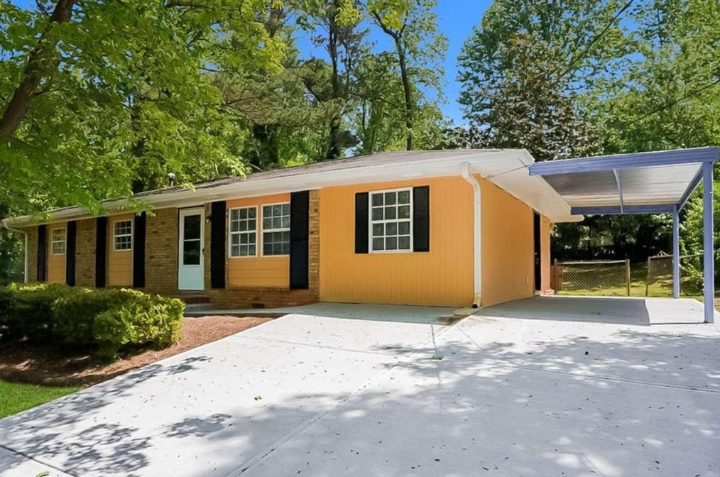 6673 Carriage Dr Sw, Mableton, GA 30126