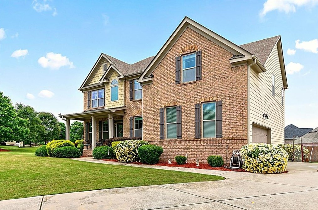 1768 Silvergrass Ln, Grayson, GA 30017-4173
