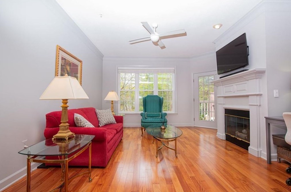 236 Ashford Cir, Atlanta, GA 30338